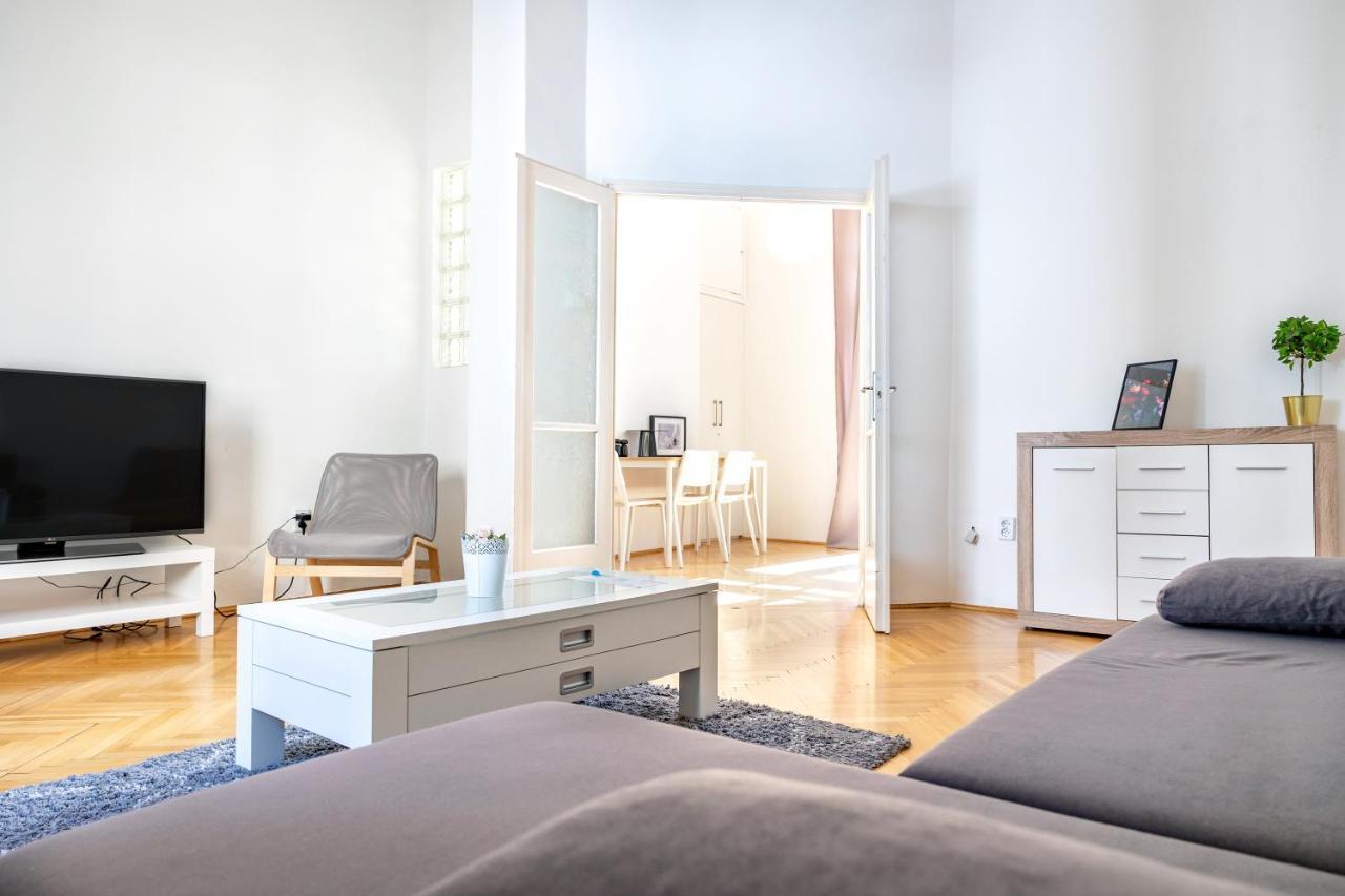 W25 Smart Apartment Budapest Exterior foto